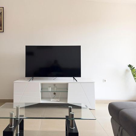 3 Bedroom Apt, Free Wifi & Ac, Cidadela - Lcgr Praia Exteriör bild