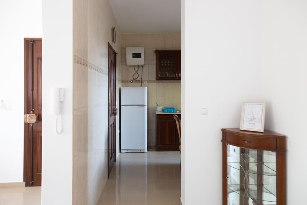 3 Bedroom Apt, Free Wifi & Ac, Cidadela - Lcgr Praia Exteriör bild