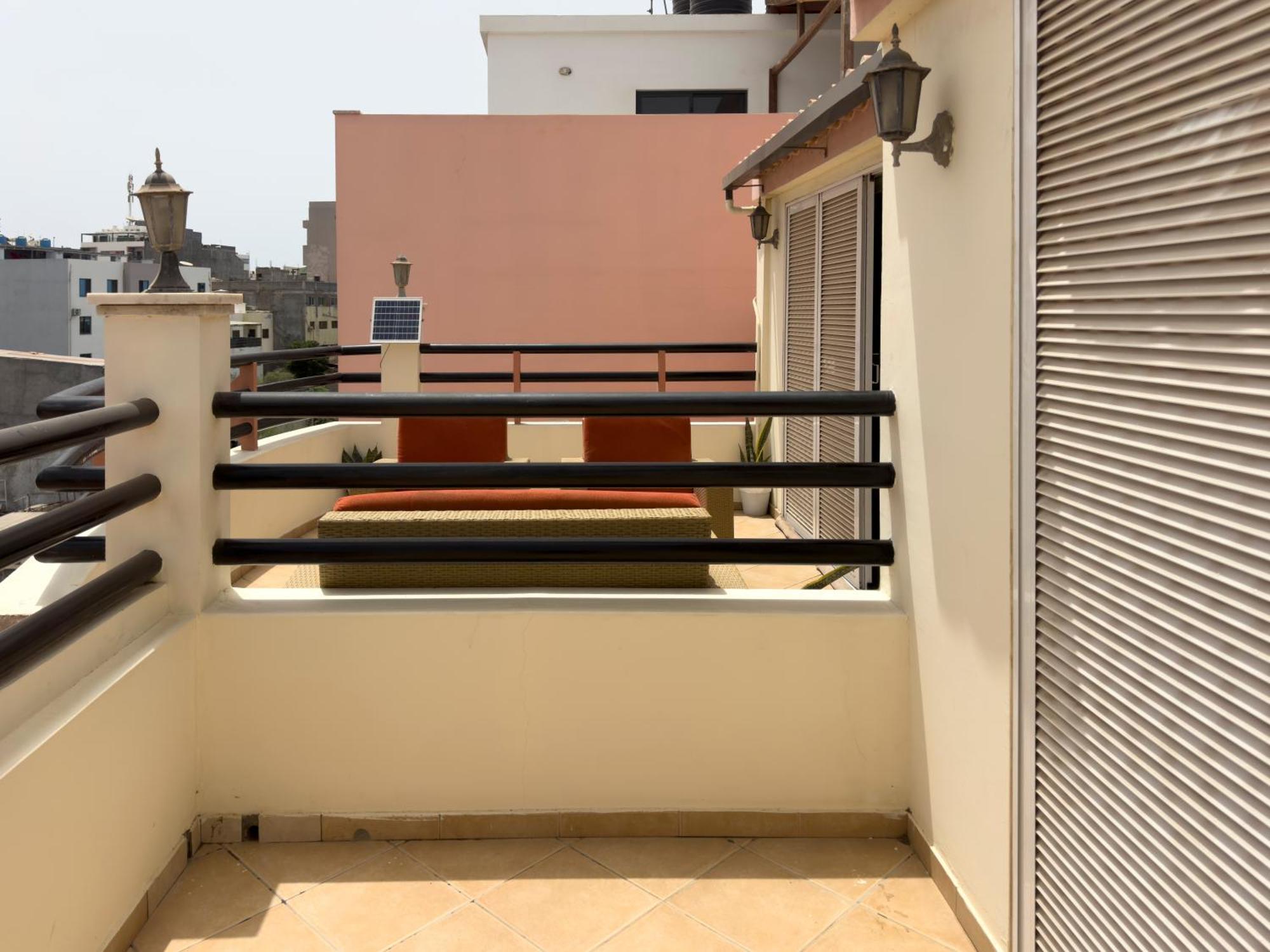3 Bedroom Apt, Free Wifi & Ac, Cidadela - Lcgr Praia Exteriör bild